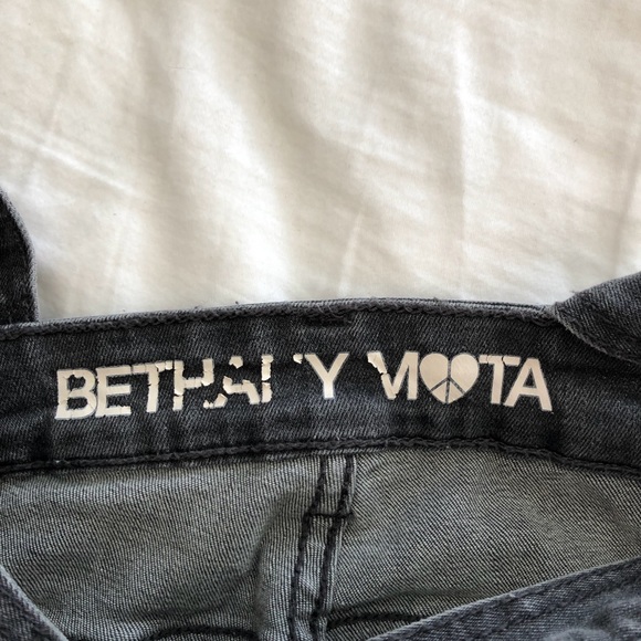 Size 2 black denim overalls - Picture 6 of 7